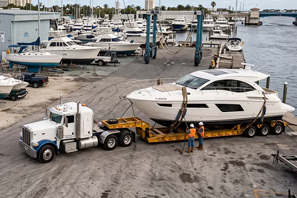 Boat Shipping Maui, HI